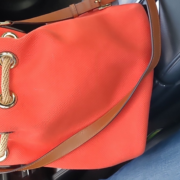 Micheal kors drawstring bag - Picture 5 of 6